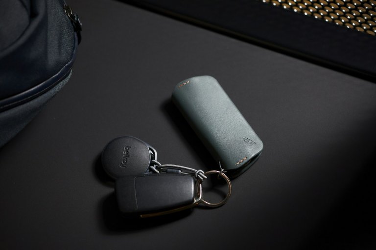 image of Bellroy Cover Plus – the slim leather key cover