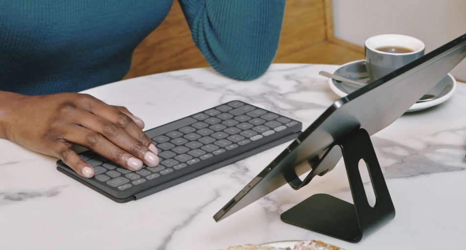 image of Logitech Keys-To-Go 2 Tablet Keyboard